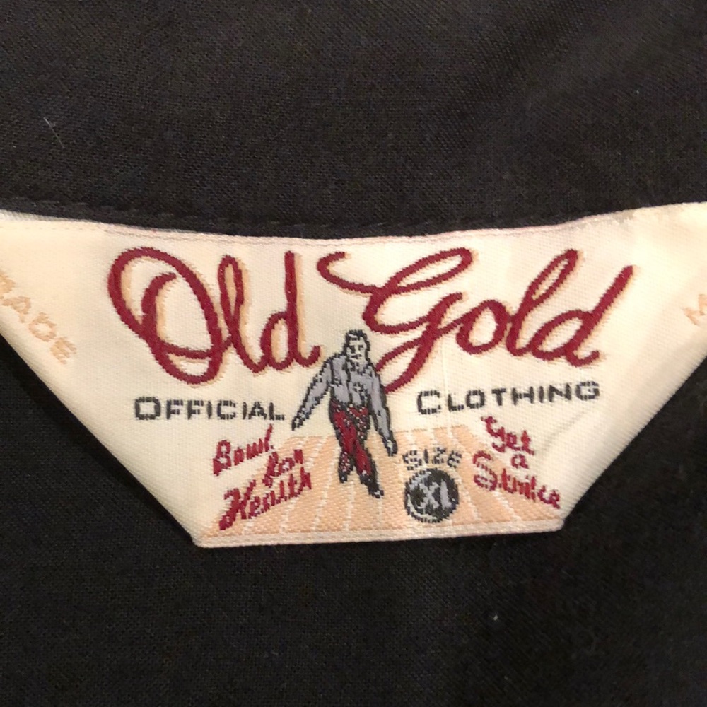 Vintage bowling shirt amazing!